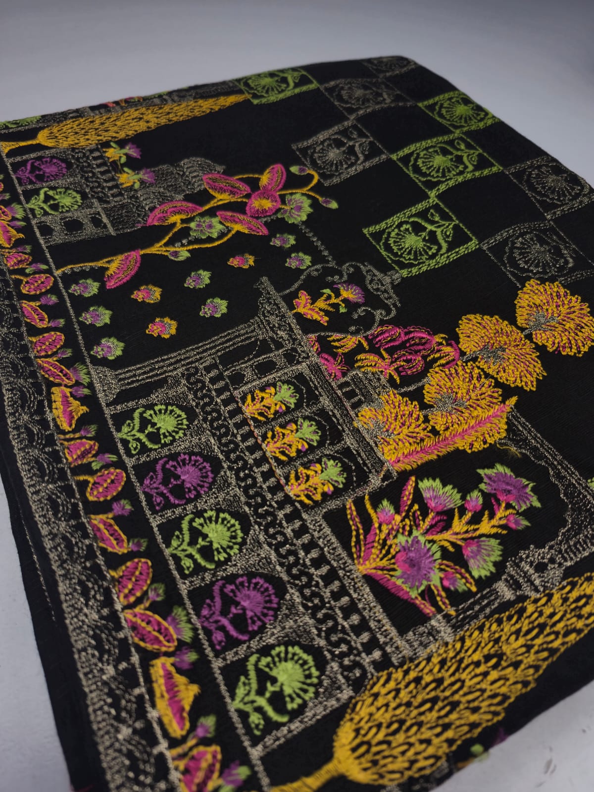 Visra-E-Kohan Embroidered Shawl