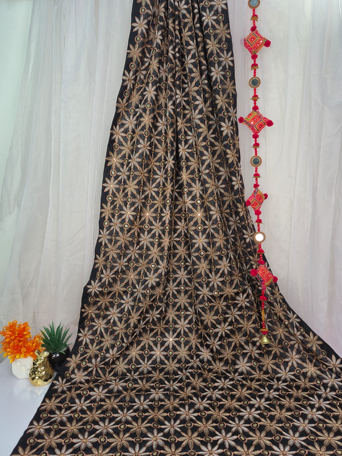 Noor-e-Sahar Embroidered Shawl