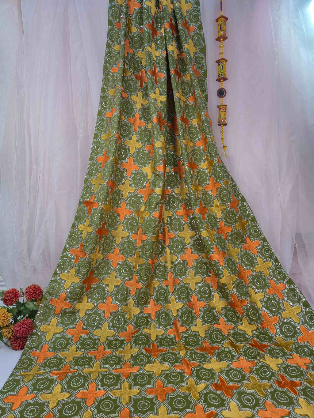 Noor-e-Zarqa Embroidered Shawl