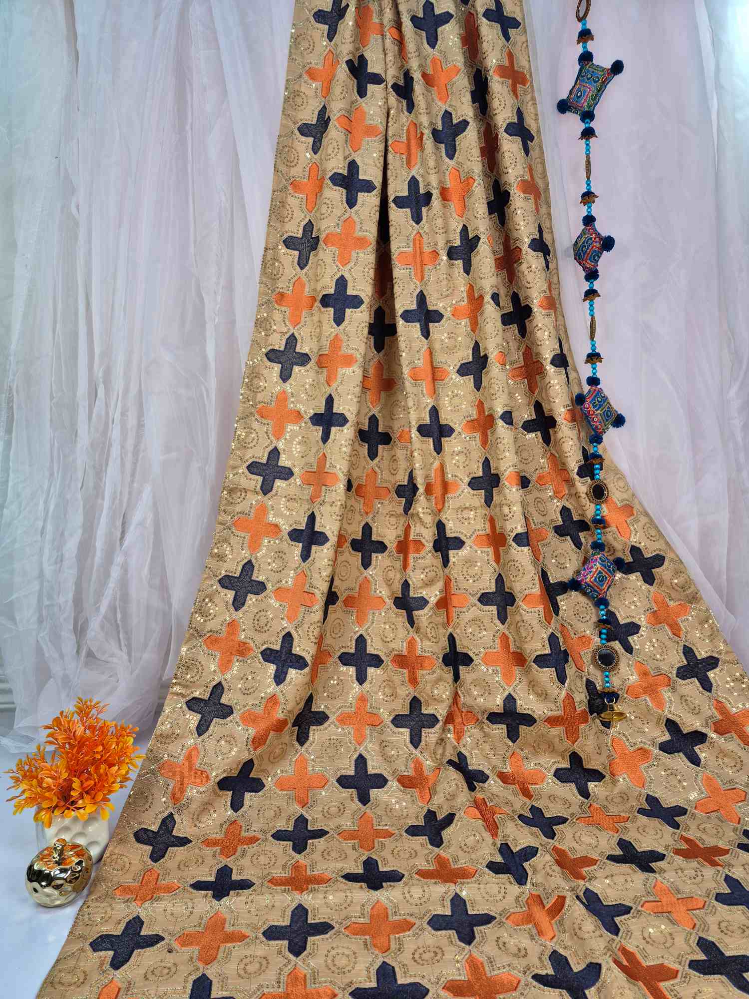 Noor-e-Zarqa Embroidered Shawl