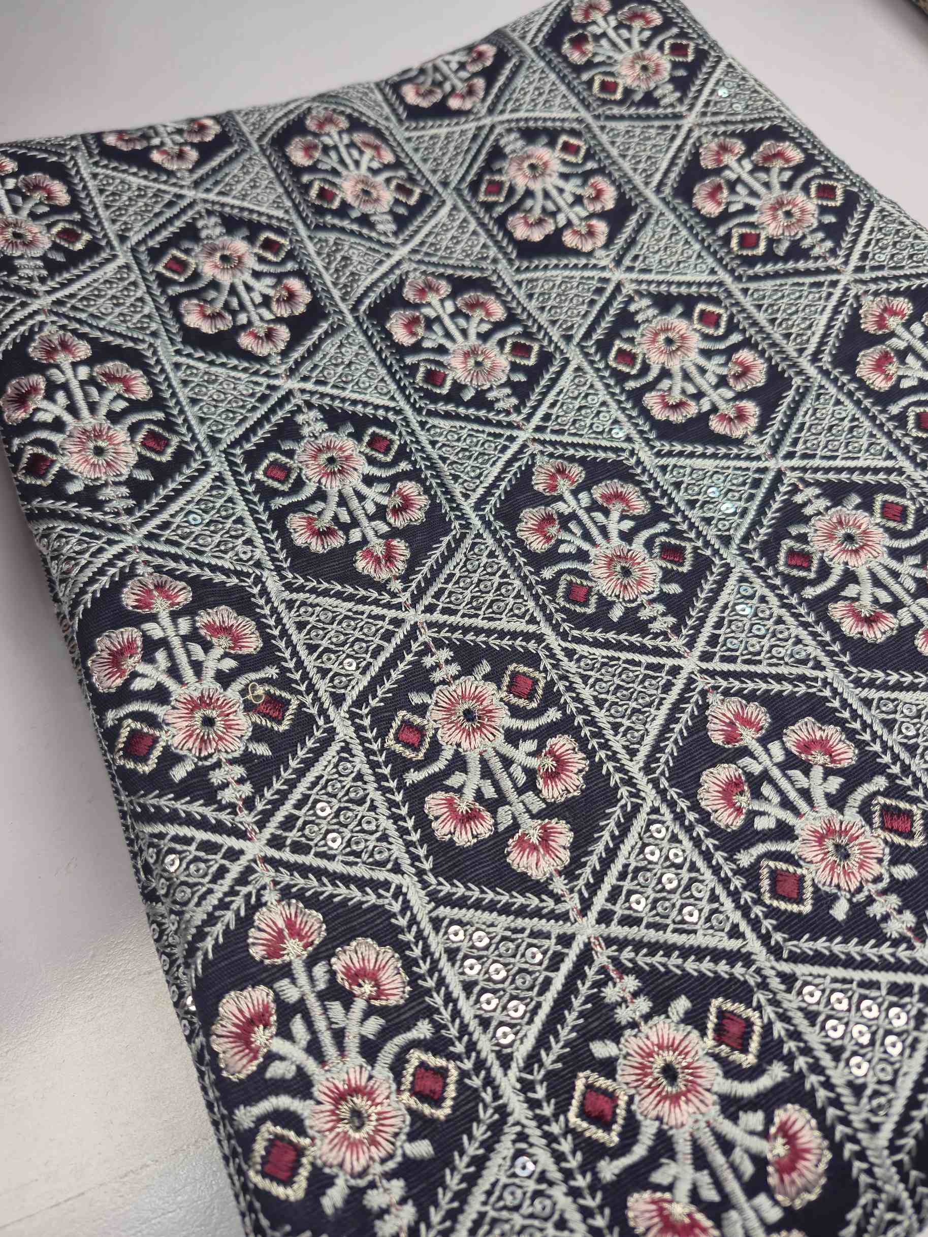 Zarkash-e-Gull Embroidered Shawl