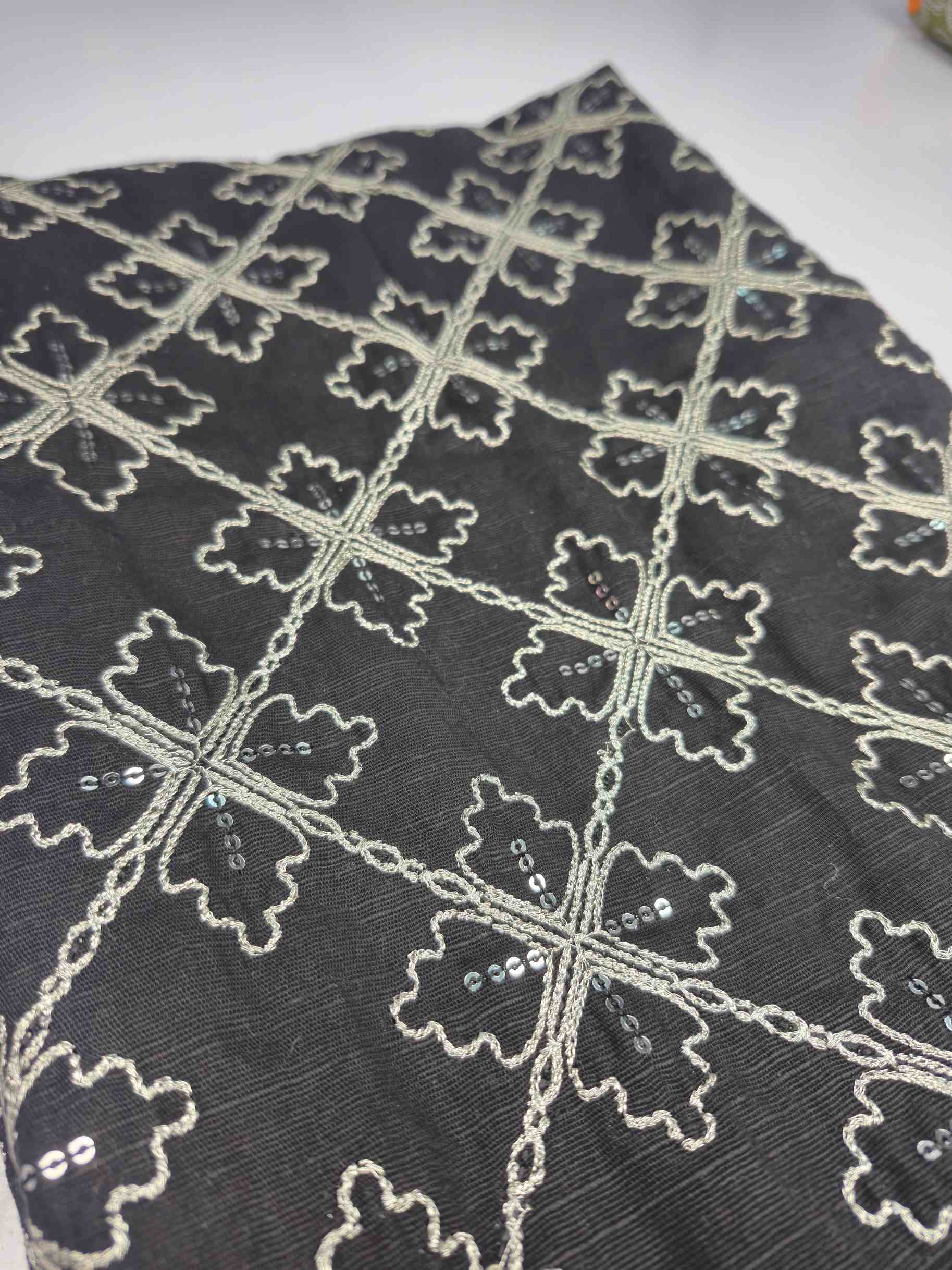 Gul-e-Sukoon Embroidered Shawl